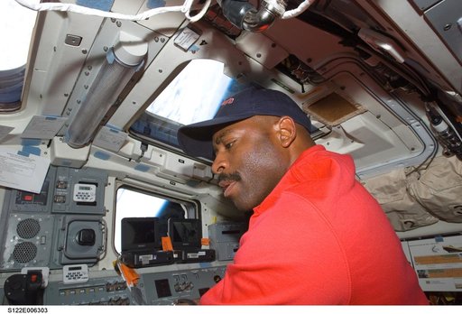 Melvin on FD during STS-122