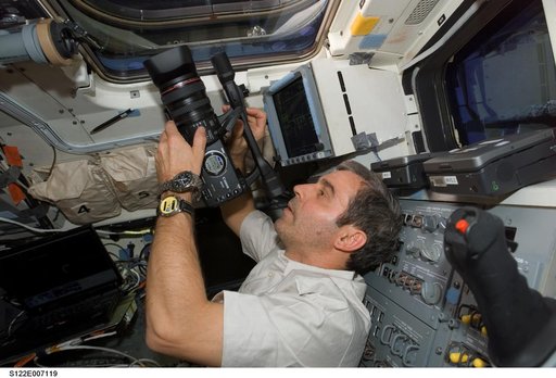 Eyharts on FD during STS-122