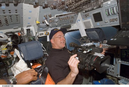 Poindexter on FD during STS-122