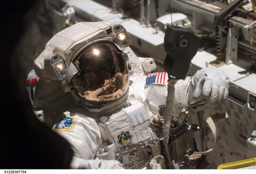 Love during EVA 1
