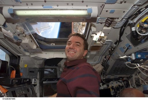 Walheim on FD during Expedition 16/STS-122 Joint Operations