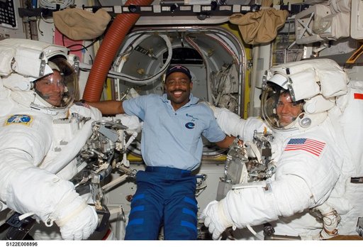 Love, Melvin and Walheim in the A/L prior to EVA 3