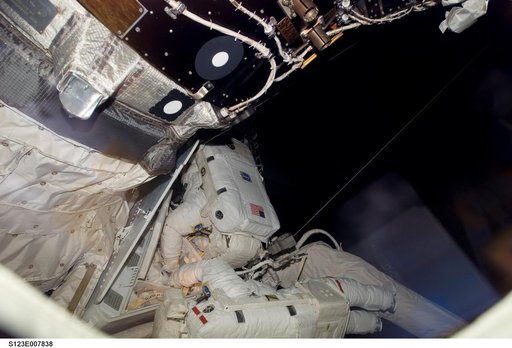 Behnken and Foreman during EVA 4 - Expedition 16 / STS-13 Joint Operations