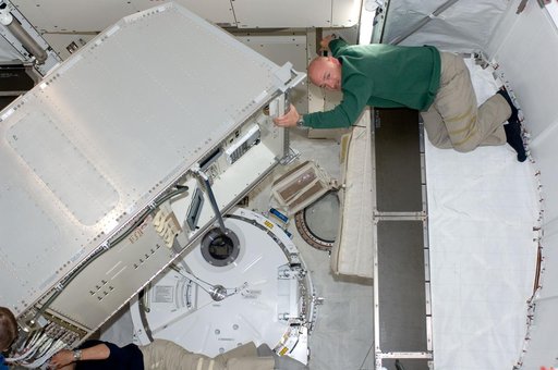Rack installation in the JPM