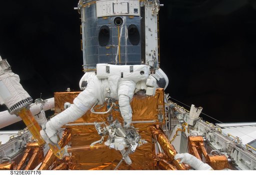 STS-125 MS5 Feustel during EVA1