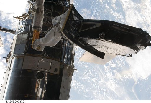 STS-125 MS5 Feustel during EVA1