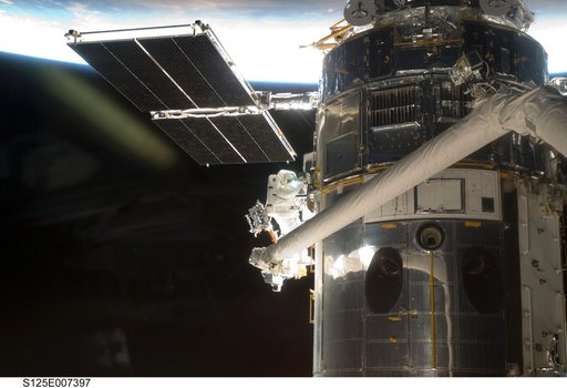 STS-125 MS5 Feustel during EVA1