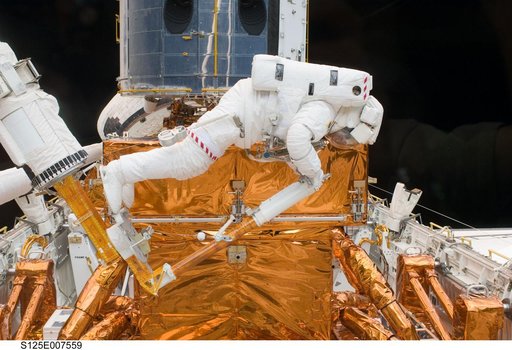 STS-125 MS1 Good during EVA2