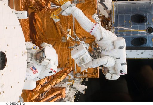 STS-125 MS1 Good during EVA2