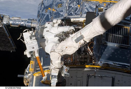 STS-125 MS1 Good during EVA2