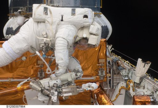 STS-125 MS5 Feustel during EVA3
