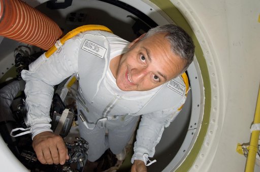 STS-125 MS4 Massimino poses for a photo prior to EVA4