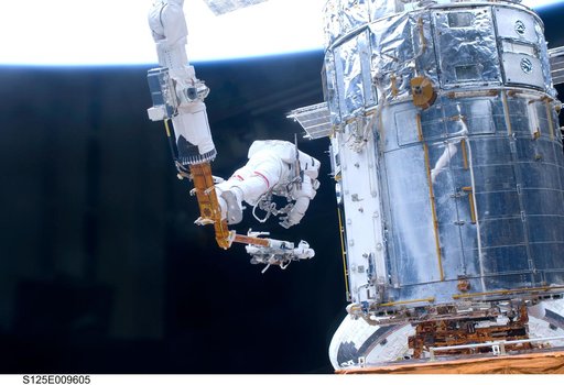 STS-125 MS3 Grunsfeld during EVA5