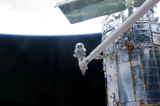 STS-125 MS3 Grunsfeld during EVA5
