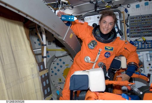 Stefanyshyn-Piper on MDDK during STS-126