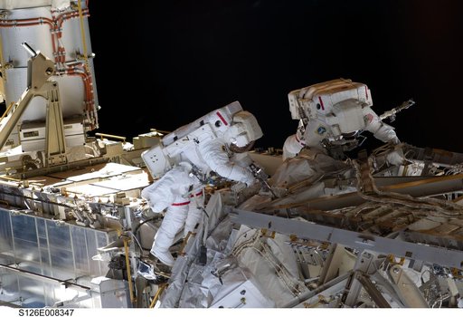 Stefanyshyn-Piper and Kimbrough during EVA 2