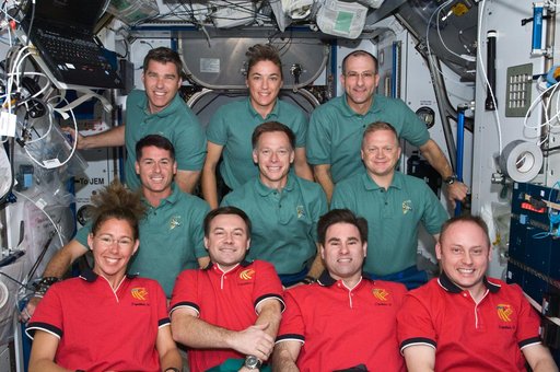 STS-126 and Expedition 18 Crewmembers In-Flight Portrait in Node 2