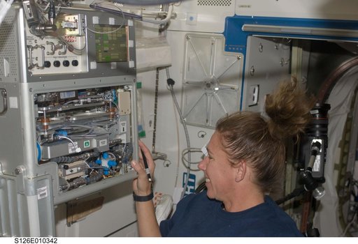 Magnus works with TOCA in US Lab