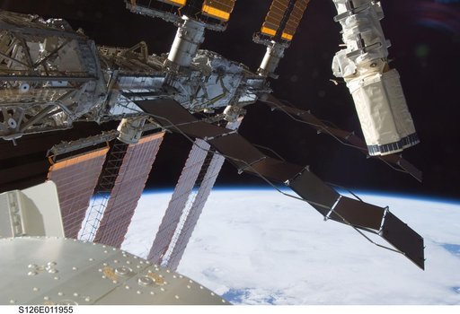 View of Port Truss Segments during Expedition 18/STS-126