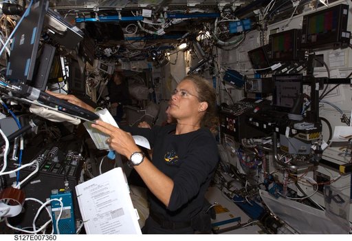 Payette and Hurley in the U.S. Laboratory during Joint Operations