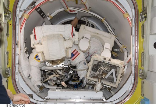 Wolf and Cassidy in the A/L during EVA-3 Preparation