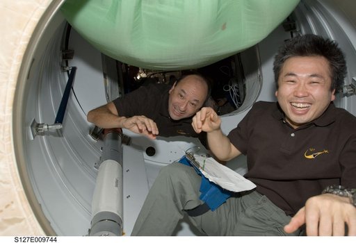 Polansky and Wakata in the PMA-2 during Joint Operations