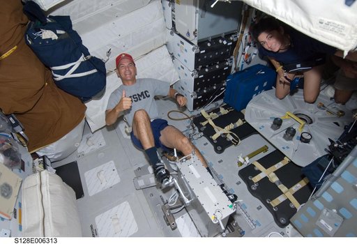 Sturckow uses Cycle Ergometer on Middeck (MDDK) during STS-128