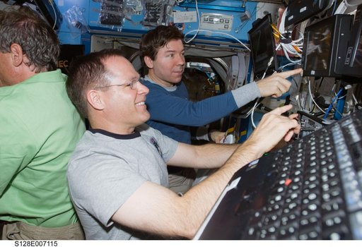 Multi- Purpose Logistics Module (MPLM) Unberth to Installation from Robotics Workstation (RWS)