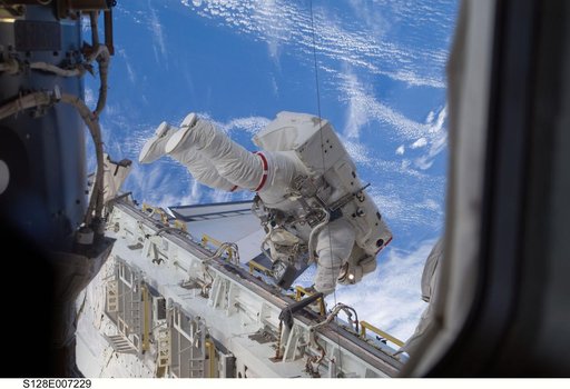 STS-128 EVA 1 MISSE 6 Relocation OPS