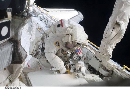 View of STS-129 MS3 Foreman during EVA1