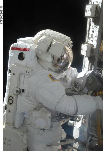 View of STS-129 MS3 Foreman during EVA2