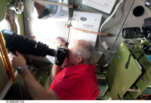 Williams takes Earth Views in SM