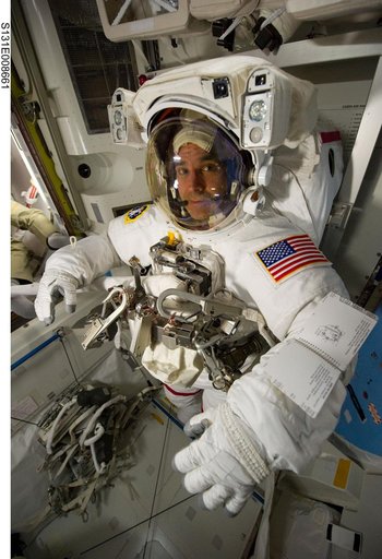 STS-131 EVA 2 EMU Prep