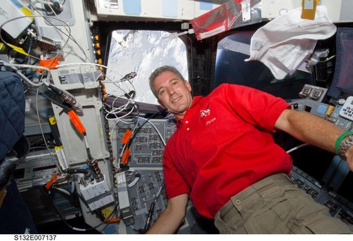 Good in the aft FD during STS-132