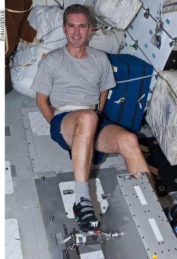 Good exercises in the MDDK during Space Shuttle Atlantis