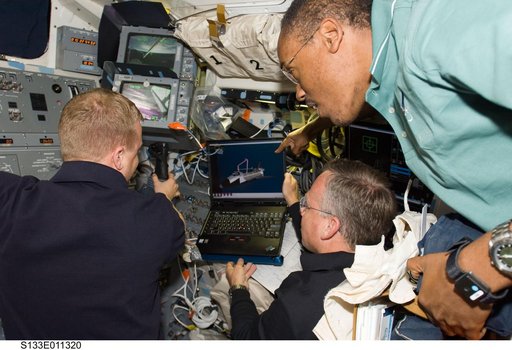 Boe,Lindsey and Drew on aft flight deck
