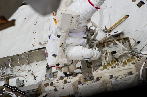 View of STS-134 MS Chamitoff during EVA-4
