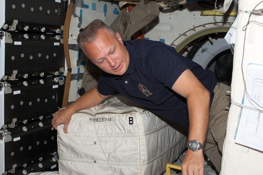 Hurley on Atlantis Middeck