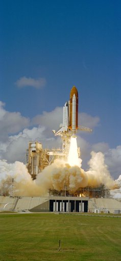 STS-26 Discovery, Orbiter Vehicle (OV) 103, lifts off from KSC LC pad 39B