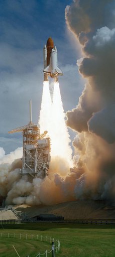 STS-26 Discovery, Orbiter Vehicle (OV) 103, lifts off from KSC LC pad 39B
