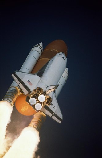 STS-28 Columbia, OV-102, lifts off from KSC Launch Complex LC Pad 39B