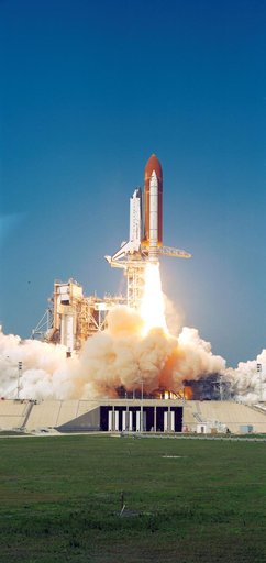 STS-29 Discovery, Orbiter Vehicle (OV) 103, lifts off from KSC LC Pad 39B