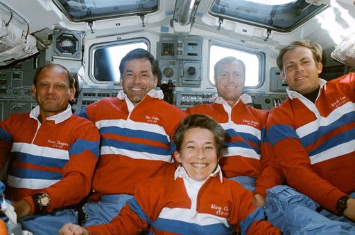 STS-30 crewmembers pose for onboard portrait on OV-104's aft flight deck