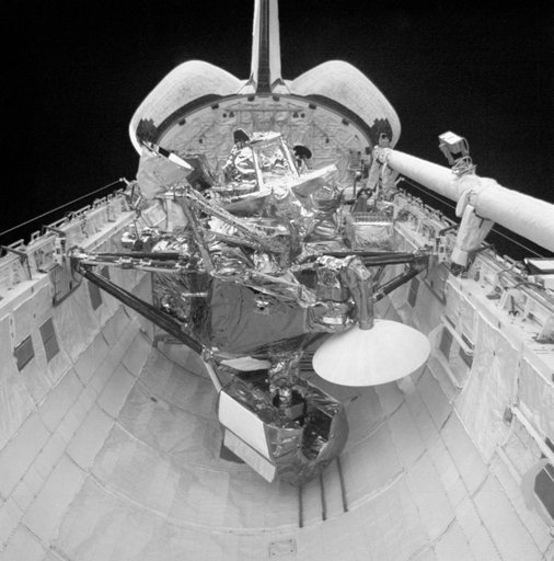 s48-e-013