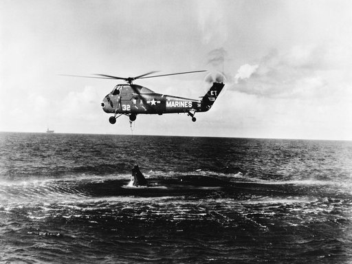 Attempted Recovery of Mercury spacecraft at end of MR-4 mission