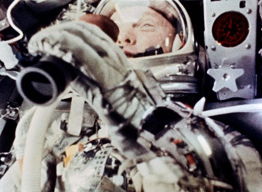 CAMERA -"FRIENDSHIP 7" - PHOTOGRAPHS ASTRONAUT GLENN, JOHN - MERCURY-ATLAS (MA)-6