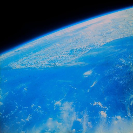 Horizon photo of Western horizon over South America - sixth orbit pass