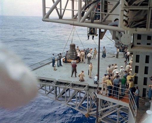 ASTRONAUT COOPER - SPACECRAFT "FAITH 7" - RECOVERY - USS KEARSAGE - PACIFIC