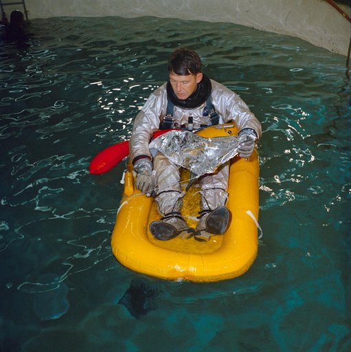 WATER EGRESS - TRAINING - ELLINGTON AFB (EAFB), TX