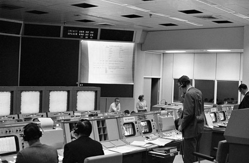 MISSION CONTROL CENTER (MCC) - GEMINI-TITAN (GT)-3 ACTIVITY - MSC